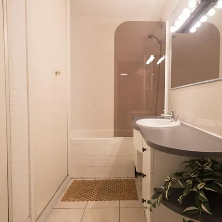 Pour 6 Personnes Au Pied Des Pistes